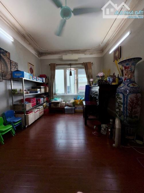 CHÍNH CHỦ BÁN NHÀLẠC LONG QUÂN – 100m² – 5 TẦNG – MT 7M – LÔ GÓC – Ô TÔ – 42.5 TỶ |