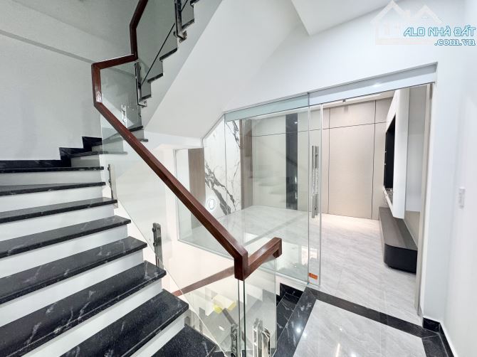 Nhà 5 tầng 40m2 mới tinh tđc Xi Măng Sở Dầu Hồng Bàng chỉ 4,85 tỷ đường 11m ô tô đỗ - 5