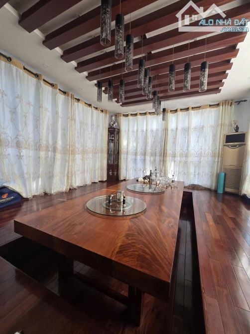 CHỦ BÁN GẤP BIỆT THỰ 122/25 PHỔ QUANG, Q.PHÚ NHUẬN, DT:14X20M , GIÁ 60 TỶ - 5
