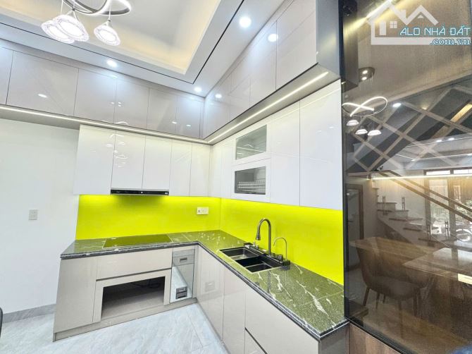 🔥 BÁN NHÀ 5 TẦNG TĐC VINHOMES RIVERSIDE – SỞ DẦU, HỒNG BÀNG – ĐƯỜNG 11M Ô TÔ TRÁNH NHAU - 5