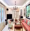 Biệt thự 255 m2 mặt phố Nguyễn Gia Thiều Hoàn Kiếm, kiến trúc Pháp yên bình đáng sống