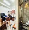 BÁN NHÀ LÊ VĂN SỸ, PHÚ NHUẬN. 60M2 GIÁ 1 TỈ 720. NHÀ ĐẸP Ở LIỀN