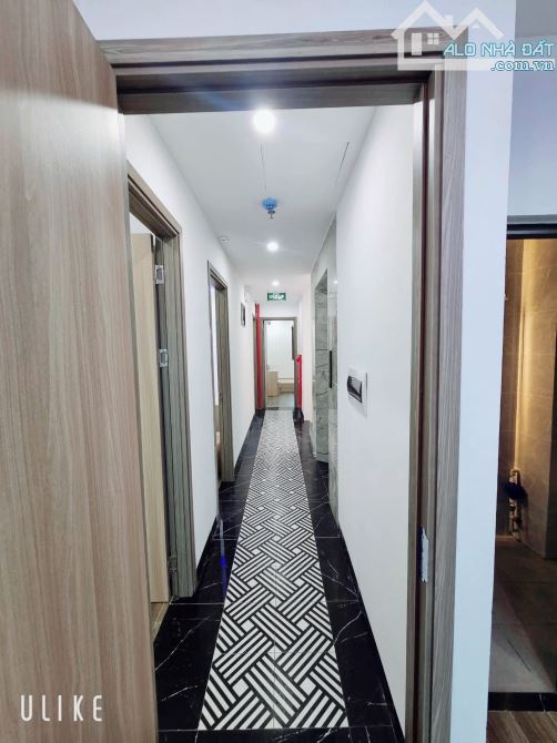 SIÊU PHẨM DÒNG TIỀN 5 TỶ/NĂM ĐƯỜNG VÕ CHÍ CÔNG DT 180M 9 TẦNG CHÀO BÁN 70 TỶ