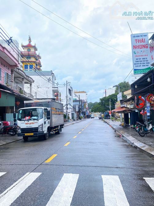 Bán lô đất 120m2 Mặt tiền Trung Tâm Dương Đông Phú Quốc giá 1,76 tỷ thương lượng - 2