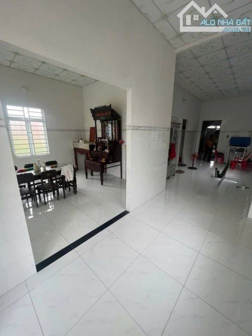 Nhà ngộp 7x33m= 232m2 giá 950 triệu, đường Liêu Bình Hương, SỔ HỒNG RIÊNG - 2