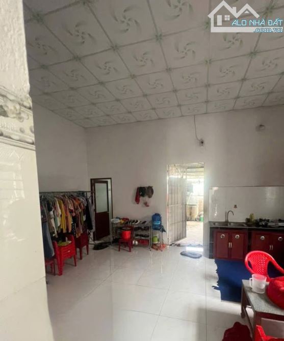 Nhà ngộp 7x33m= 232m2 giá 950 triệu, đường Liêu Bình Hương, SỔ HỒNG RIÊNG - 3
