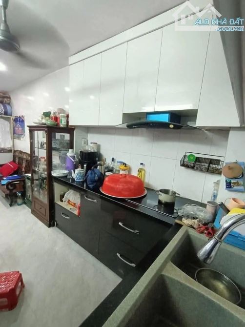 MẶT PHỐ HÀNG LƯỢC – PHỐ CỔ HOÀN KIẾM | KINH DOANH SẦM UẤT – DÒNG TIỀN SẴN