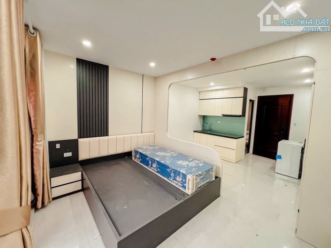 HIẾM NHÀ DÒNG TIỀN ĐỘI CẤN BA ĐÌNH 90M 8 TẦNG 27 TỶ DOANH THU 1.6 TỶ/NĂM