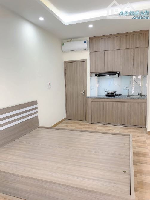 SIÊU PHẨM DÒNG TIỀN 5 TỶ/NĂM ĐƯỜNG VÕ CHÍ CÔNG DT 180M 9 TẦNG CHÀO BÁN 70 TỶ