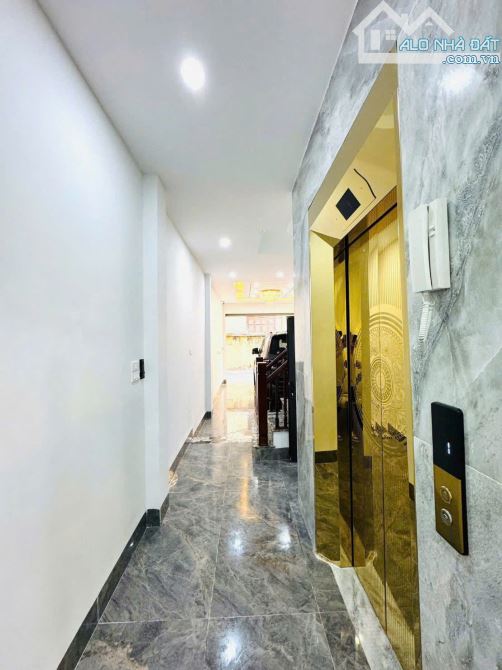 Phân lô Mạc Thái Tổ, Cầu Giấy 70m2*7T kinh doanh, vỉa hè,ô tô tránh, 2 thoáng. Giá 36.5 tỷ