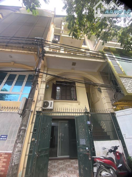 cho thuê nhà hoàng ngân, lê văn lương, cầu giấy, dt 65m, 5 tầng, ddh+,+ nl đủ, ô tô+ đỗ