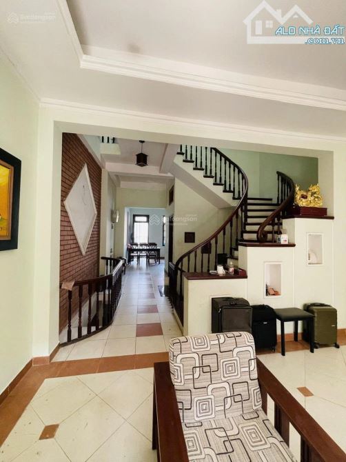 Cho thuê nhà nguyên căn 168 Kim giang - Hoàng Mai,Tổng DTSD: 275m² , ô tô tránh nhau 22tr