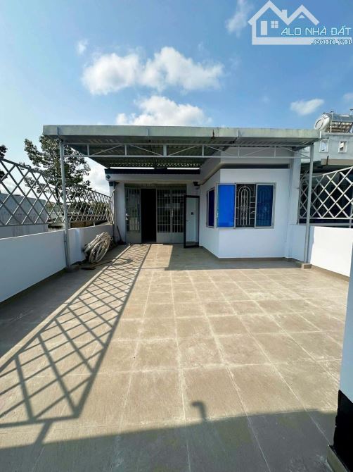 NHÀ BÁN KDC BH 13T5 TL - MẶT TIỀN ĐƯỜNG NHỰA 12m - 6 x 20 - Trệt 2 lầu BTCT - 6PN 6WC. - 11