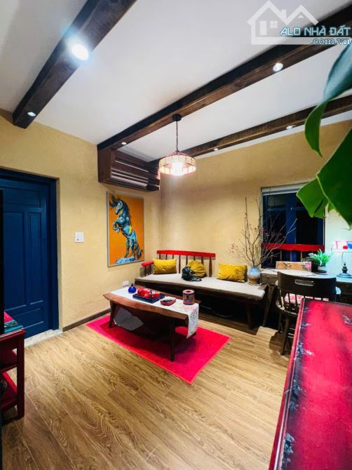 Chính chủ bán tập thể Nguyễn Khánh Toàn, Nghĩa tân, tầng 3 sổ to 45m2 2 ngủ giá 3,68tỷ