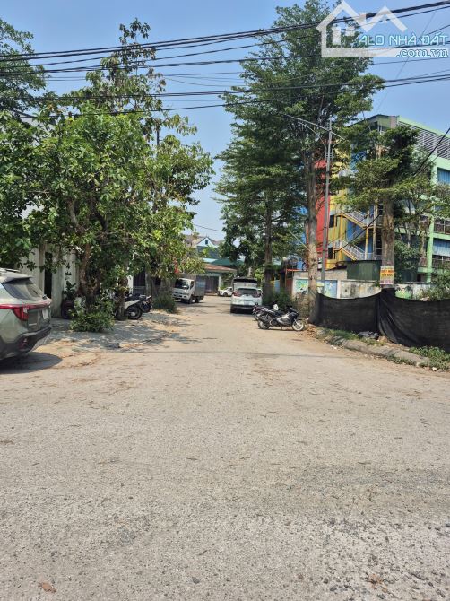 Bán 345m2 Đất Lô Góc Siêu Đẹp Kinh doanh Lối 2 Lê Bá Tùng - Vinh Tân - 2