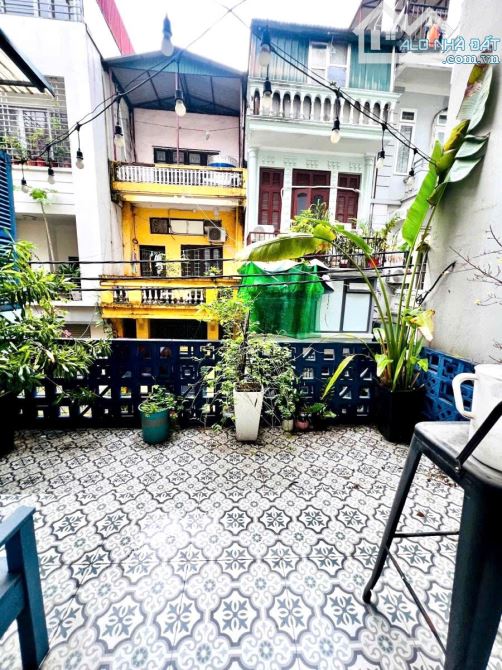 Rất gấp! Phân lô vỉa hè oto tránh Nguyễn Phúc Lai, sát đường Voi Phục, 60m2*4T*23,8tỷ - 2