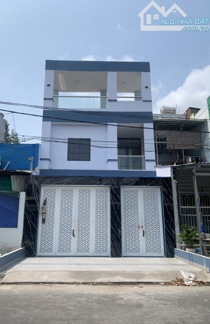 NHÀ BÁN KDC BH 13T5 TL - MẶT TIỀN ĐƯỜNG NHỰA 12m - 6 x 20 - Trệt 2 lầu BTCT - 6PN 6WC. - 2