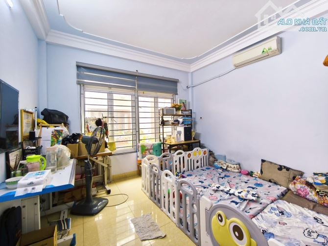 Bán nhà Ngọc Khánh 35m2, lô góc 2 thoáng, mặt ngõ thông, nhà đẹp ở ngay giá chỉ 7,7 tỷ