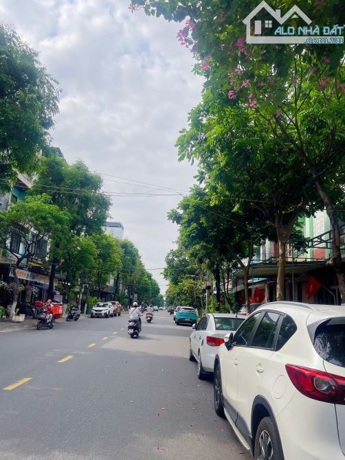 🆘🆘 TOÀ CĂN HỘ 4 TẦNG MẶT PHỐ HÀN THUYÊN 120M² – CHỈ 11T - SẴN DÒNG TIỀN ‼️‼️