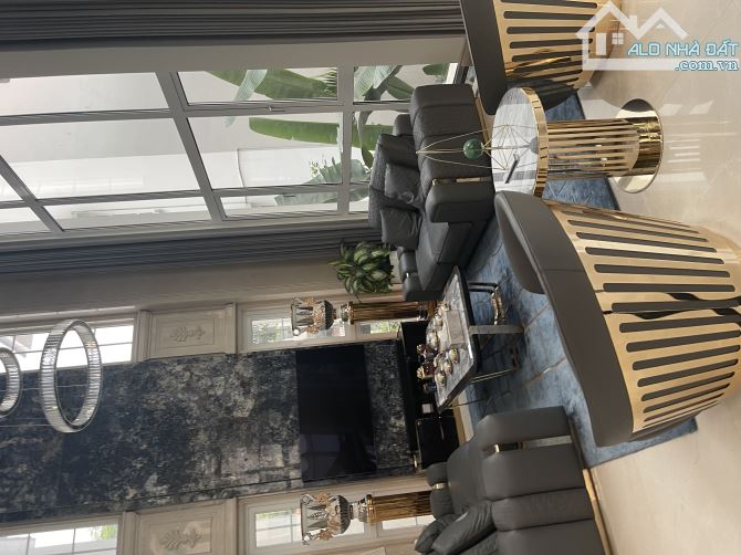 Bán Khách Sạn Mặt Phố Hàng Trống, 150m 9 tầng gần 50 Phòng Vip giá 118 tỷ