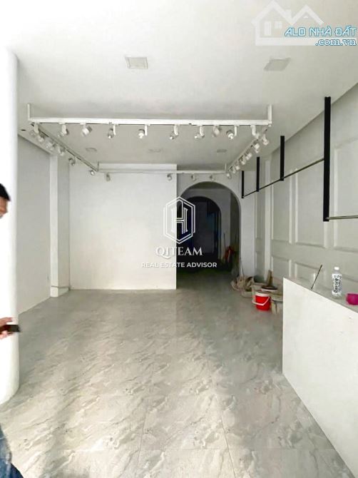 🔥 2 Mặt tiền Võ Văn Tần, Quận 3 - 5,5x20m - 3 TẦNG - GIÁ THUÊ: 100 TRIÊU TL - 3