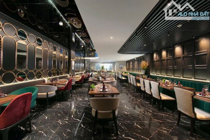 Bán Khách Sạn Phố Cổ Hoàn Kiếm 4 Sao 10 Tầng 60 Phòng, Nhà Hàng, Bể Bơi Đẳng Cấp