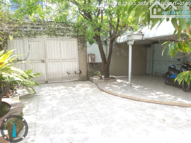 Bán biệt thự mặt tiền đường Thạnh Lộc 16, 281m2, biệt thự 3 tầng, giá 14,2 tỷ - 4