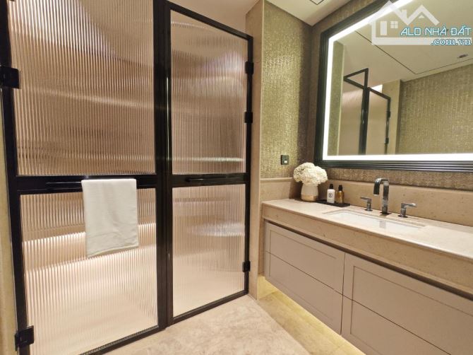 CĂN HỘ 6 SAO THE GRAND HÀNG BÀI HOÀN KIỂM VỊ TRÍ ĐỘC TÔN TINH HOA HỘI TỤ 152m 80 TỶ