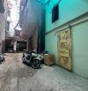 BÁN NHÀ LÊ DUẨN ĐỐNG ĐA NGÕ BA GÁC GẦN HỒ 50m 4 TẦNG HƠN 9 TỶ