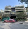 Cho thuê Biệt Thự Hai Bà Trưng,Diện tích  400m2 x 3 Tầng, Lô góc 2 MT, Giá thuê 500tr/th