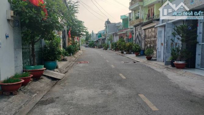 BÁN NHÀ 4 TẦNG, TÔ KÝ, TÂN XUÂN, HÓC MÔN, DT 4X20, GIÁ 7,5 TỶ