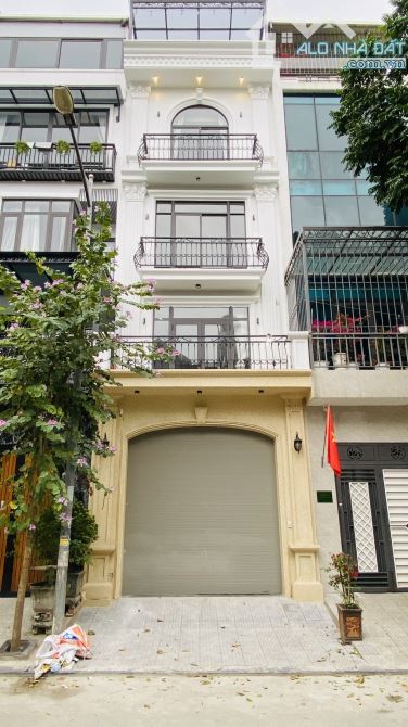 Bán Nhà KĐT Văn Phú Hà Đông 90m2 5 Tầng Thang Máy–Gara Ô Tô–Gần Công Viên–Giá Nhỉnh 23 Tỷ