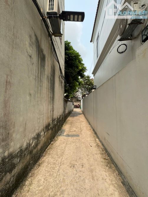 Bán nhà cấp 4 khu 6 Đại Phúc dt 66m mt 4.38m hướng tb giá 4.250tr