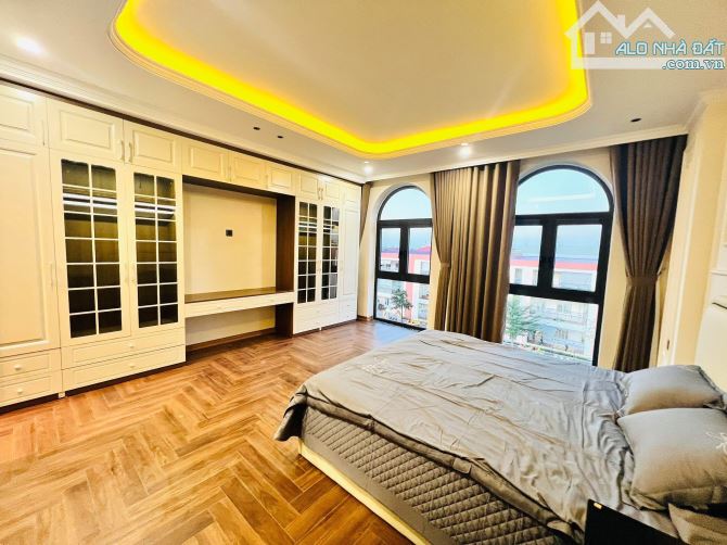 Bán nhà 5 tầng thang máy xịn xò tại An Lạc, Sở Dầu, Hồng Bàng giá 8,5 tỷ - 10