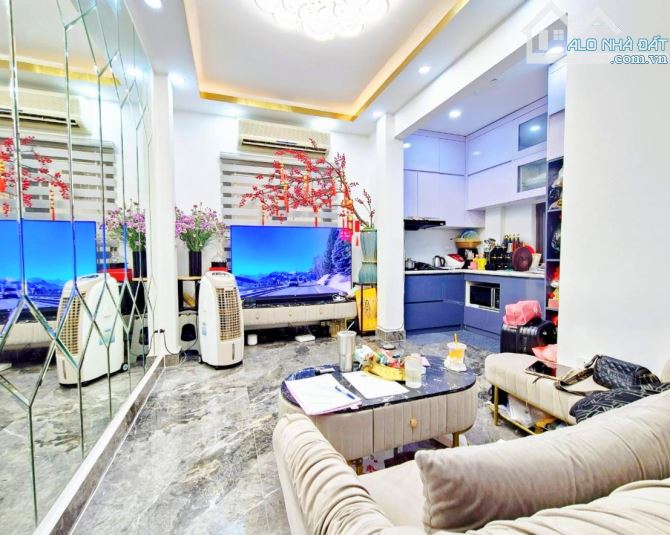 Lô góc 5 tầng khu Châu Long - Phó Đức Chính: 30m x 5 tầng, trên ở dưới kinh doanh