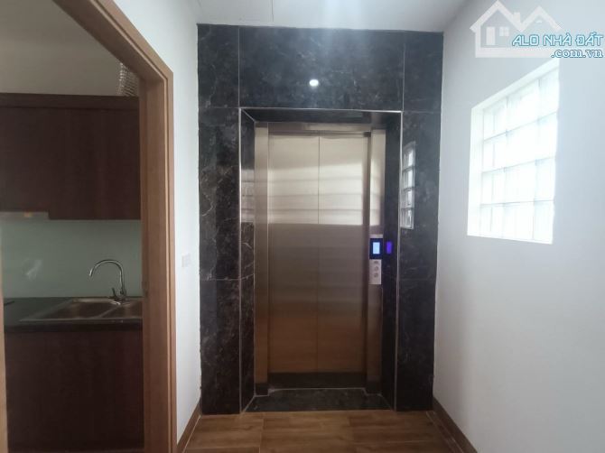 Siêu phẩm tòa CCMN 7 tầng xây mới-mặt tiền rộng thang máy phố Xuân La 58M2 giá hơn 14 tỷ - 1