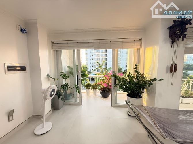 Bán hoặc cho thuê nhà phố 13E Intresco Bình Hưng 🏡Diện tích 7x20= 140m2 , 1 trệt 3 lầu - 13