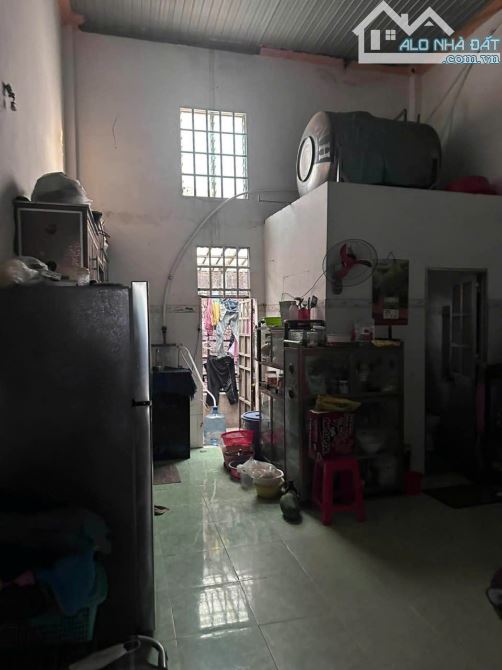 Bán Nhà Quân Đoàn 4, Giá Ngộp 2 Tỷ 8, đường Nhựa 8M, phường Tân Phong. - 2