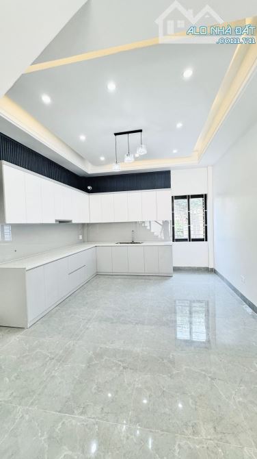 Bán nhà 4 tầng gần ngay Tái Định Cư, Kiến Thiết, Sở Dầu, Hồng Bàng giá 3,95 tỷ - 2