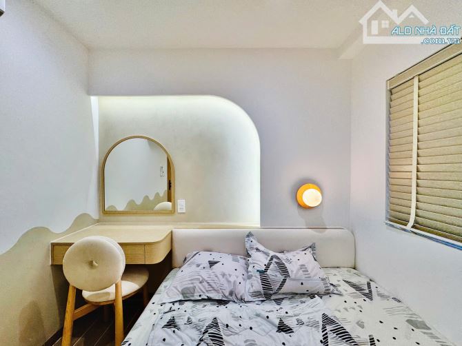 Bán nhà hẻm Nguyễn Đình Chiểu, Phú Nhuận, DT 40m2, 3 tầng, 3PN, full nội thất, 6.6 tỷ - 2