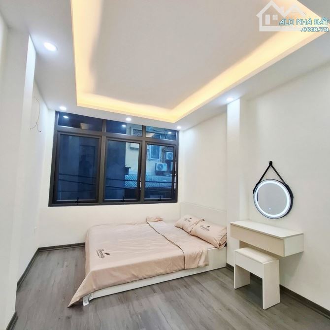 BÁN NHÀ THỌ LÃO LÒ ĐÚC HAI BÀ TRƯNG - 20M 5T MT 3.1M - NGÕ THÔNG CÁCH OTO 10M SỔ ĐỎ RIÊNG - 2