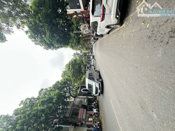 BÁN TOÀ VĂN PHÒNG VIP NHẤT PHỐ PHAN CHU TRINH-HOÀN KIÊM DT 225M2 5 TẦNG MT 8M-GIÁ 220 TỶ