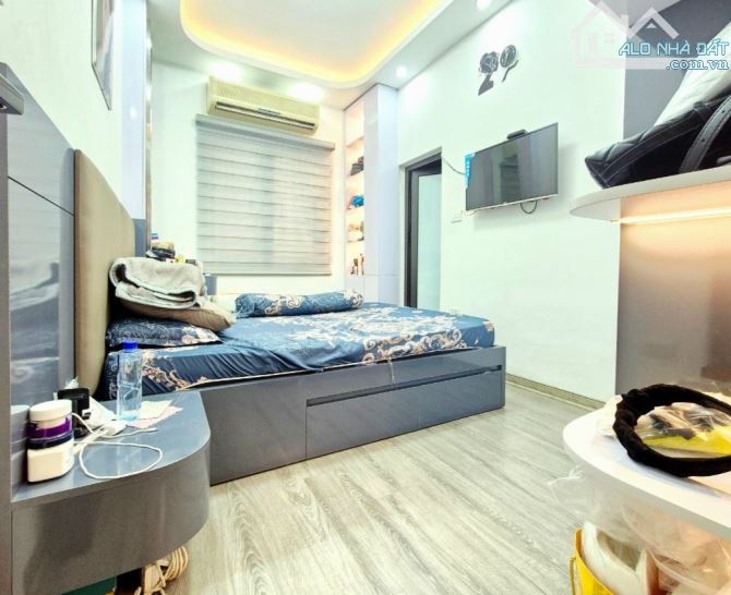 Lô góc 5 tầng khu Châu Long - Phó Đức Chính: 30m x 5 tầng, trên ở dưới kinh doanh