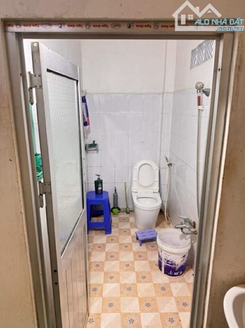 Cho thuê nhà 83 m2 đường Hồ Trung Hành có sân rộng 4 triệu - 3