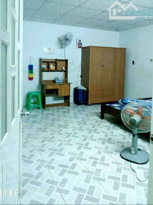 BÁN NHÀ TRẢNG DÀI 133m2 KP3, TP BIÊN HÒA, SỔ HỒNG RIÊNG, 2 MẶT ĐƯỜNG OTO GẦN CA PHƯỜNG - 2