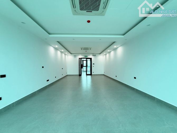 (DUY NHẤT) Bán nhà mặt phố Pháo Đài Láng 96mx7T kinh doanh sổ vuông 31 tỷ Đống Đa - 3