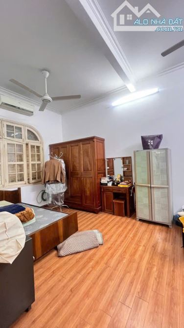 SIÊU PHẨM MẶT PHỐ LÝ NAM ĐẾ 66.6M2, MT 11M, LÔ GÓC, KINH DOANH ĐỈNH, 68 TỶ.