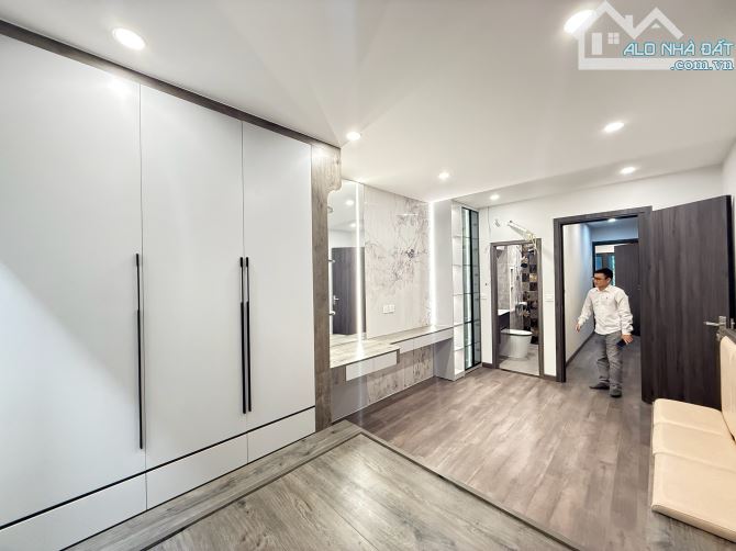 Siêu phẩm – 5m ra mặt phố – Hiếm cực kỳ – 6 tầng thang máy – Ở ngay - 4