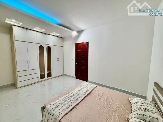 Bán gấp nhà đẹp 5 tầng full nội thất cách ô tô 50M Phố Võ Chí Công 35M 5T giá hơn 8 Tỷ - 5