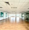 Cho thuê văn phòng 240 m2 giá chỉ 60 tr/tháng, còn free 60 chỗ để xe máy.